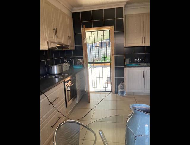 3 BEDROOM HOUSE FOR SALE IN VANDERBIJLPARK CW 6